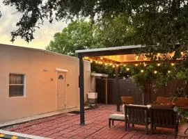 Cozy Private House near Miami Airport - Free parking - 01