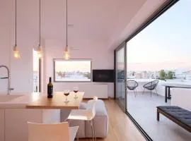 Glyfada Amazing Suite with sea view & jacuzzi