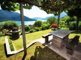 Apartment Wohnung 'Garden' mit Wasserblick by Interhome