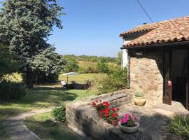 Holiday Home Von der Festung zum Meer - Ihr Zuhause in San Leo by Interhome, hotel a San Leo