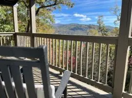 Mountaintop Memories Cottage