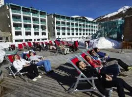 Apartment Teleo Vacanze - Olympisches Dorf Sestriere by Interhome