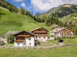 Apartment Zirbe by Interhome