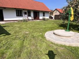 Cottage in Velenice village, Hotel in Velenice
