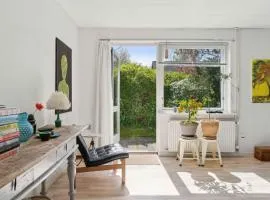 A Peaceful Oasis Near The Beach And Forest