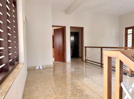 The Thomas Family Home Stay, Hotel in Kottayam