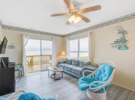Oceanfront house with fireplace, central AC, W/D & outdoor shower - dog-friendly