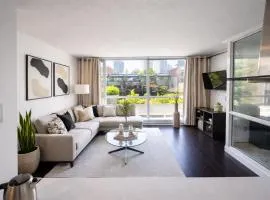 Elegant 2-Bedroom Condo in Vibrant Yaletown District