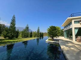 Sa Prung on the mountain - สะพรั่งกลางขุนเขา, ξενοδοχείο σε Ban Tham