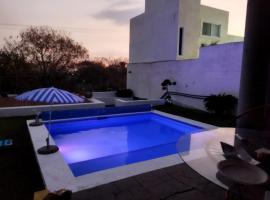 Casa Tikul, hotel in Temixco