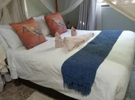 Cosy place along Zambezi River with Starlink Internet