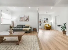 Stylish CBD Stay on Anson - Sleeps 8