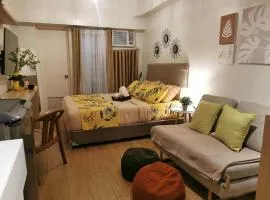 Cozy Modern Style Private Space centrally located in Tagaytay easily accessible by public transpo and with free access to Netflix