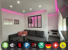 MoonPink - Basel - AirPort - HighQuality