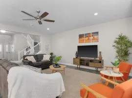 Spacious Family Retreat Near Ski Resorts