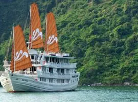 Halong & Bai Tu Long Cruises