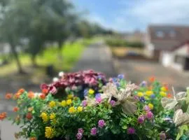 Entire Budget Friendly Apartment with Free Parking & Self Check-In