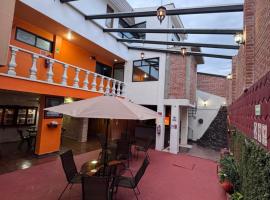 Hotel CALLI YOLOTL Teotihuacan، فندق في سان جان تيوتيهواكان