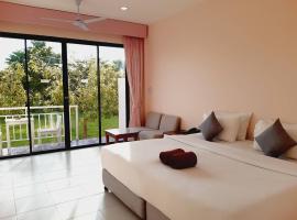 Xanadu Beach Resort, hotel em Ko Larn