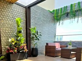 Penthouse Vinhomes Grand Park - Sky Garden Apartment