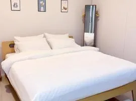 Stay Together 3BR walkable to Nimman 6 Guests