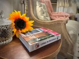 Les Anges Deluxe Avignon - Romantic Home with 5 star Services - Exclusive Private Tours