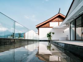 Xianzai Houshe Boutique Hotel, hotel a Dujiangyan
