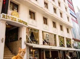 Istanbul River Hotel