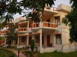 Hotel Shree Krishna Jungle Resort