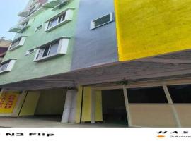 Hotel Priyadarshini Grand, khách sạn ở Lālāguda