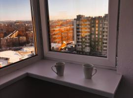 Сучасна видова квартира від власника, hotel a Rivne