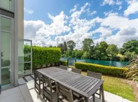 Riverlight Haven - Lake Taupo Holiday Home