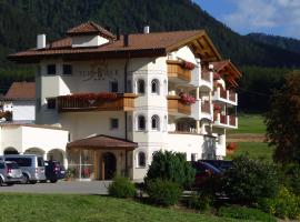 Hotel Fernblick – hotel w mieście San Valentino alla Muta