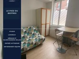 Le pied du Beffroi d'Arras