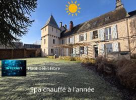 G&icirc;te de charme avec spa sous les &eacute;toiles Corr&egrave;ze, wellness hotel v destin&aacute;cii La Roche-Canillac