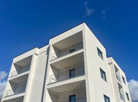 Pauz Hotel, Hotel in Himarë