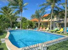 Casalina Garden 2 blocks to Palm Beach & Kitesurfing school