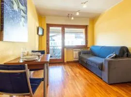 Hostdomus - City Center Apartment