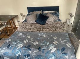 Fenland Gallery, hotel a Whittlesey