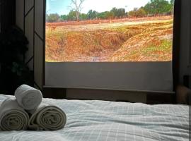 Hotel mishra inn, viešbutis 