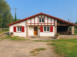 Studio 2 personnes dans ancienne ferme basque, hotel di Urrugne