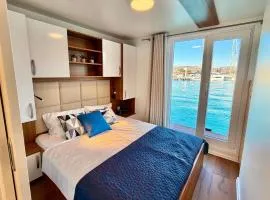 Liberty Floating House with Jacuzzi & Sea View