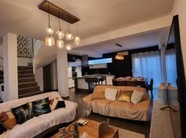 Villa bord de mer à Sète, 4 chambres, terrasse, jardin, climatisation, proche plage