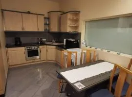 Ferienwohnung &Monteurwohnung-Parkplatz neben Braunschweig