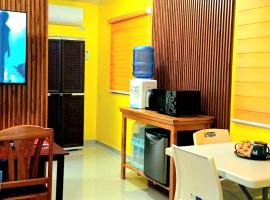 Jenessa's Bungalow , Studio Type near Lanuza Surf Bay, hotel em Cantilan