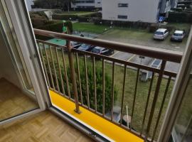 Sunny Place Geneva 15 min Train, ξενοδοχείο σε Versoix