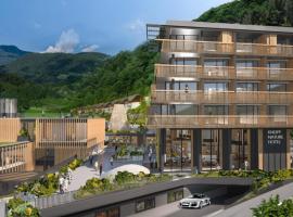 NaturHotel Snovik، فندق في كامنيك