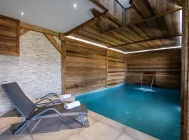 Chalet Bellevue, piscine intérieure, spa, vue lac