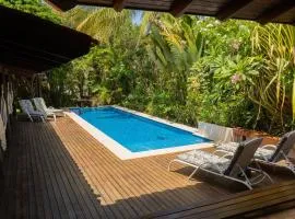 Luxury Nature Retreat Hummingbird House