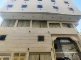 لورانس الروضة